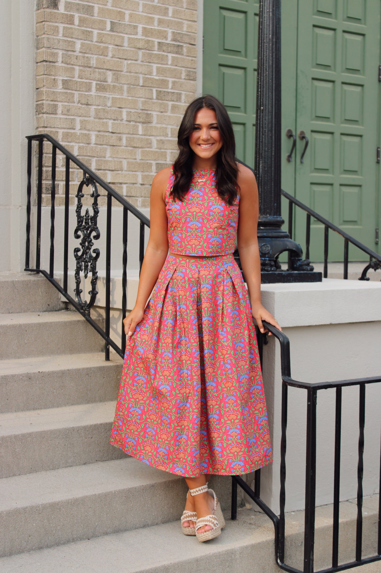 Floral Print Round Neckline Crop Top