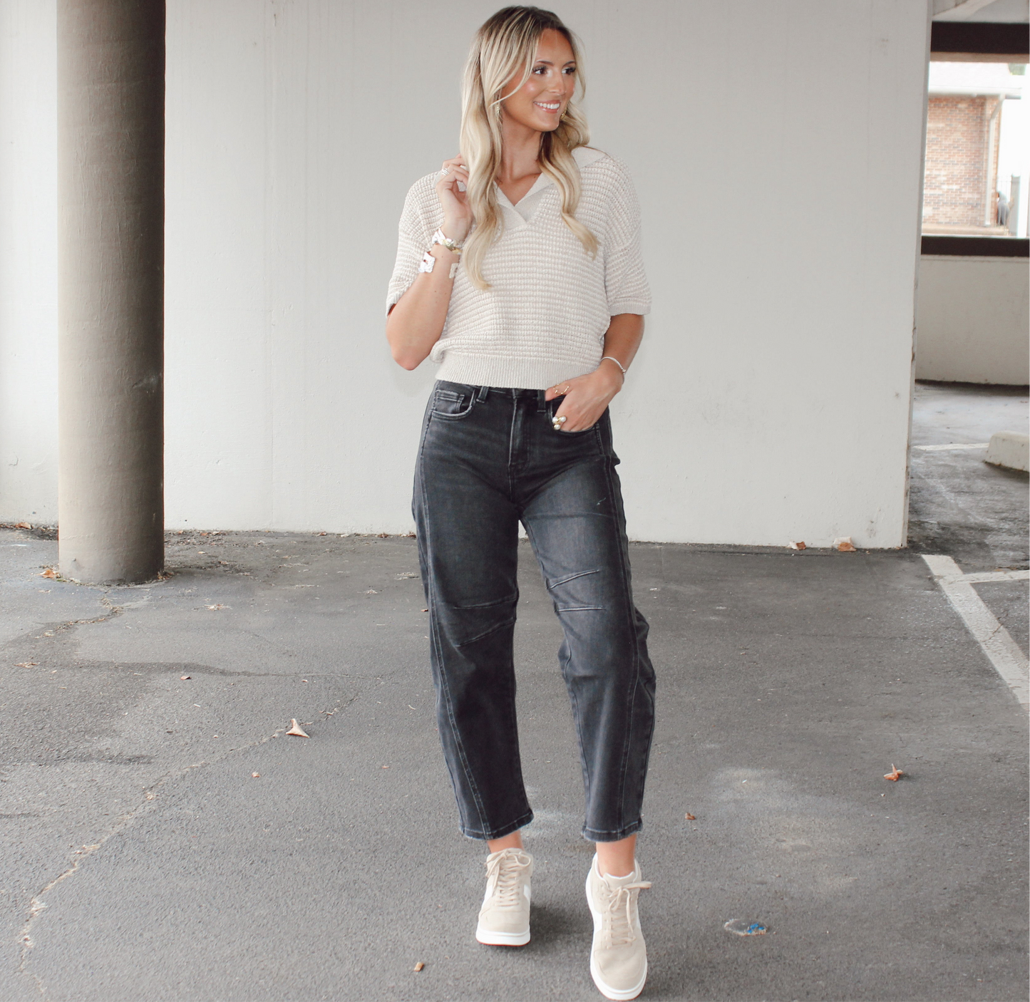 Black Barrel Jeans