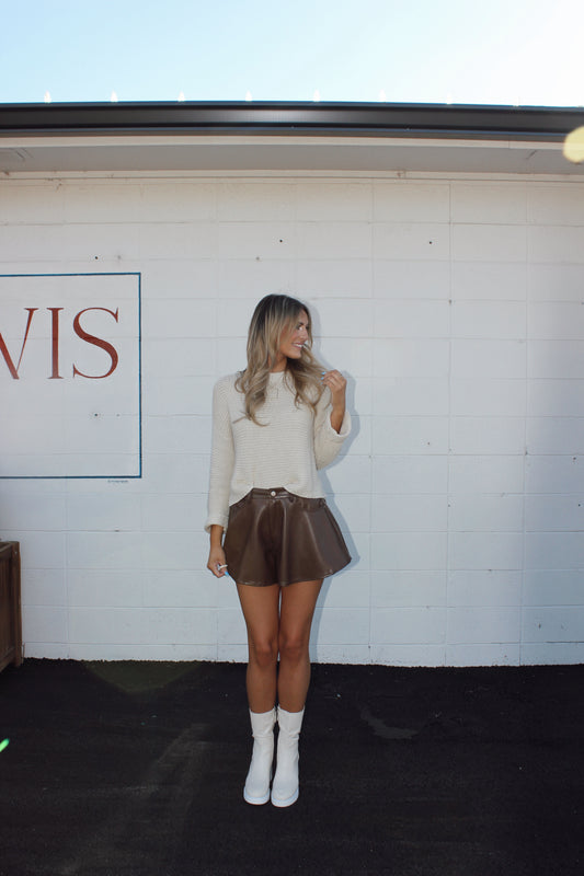 Round neck sweater cream