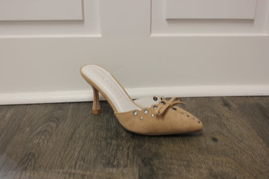 Kitten Heel
