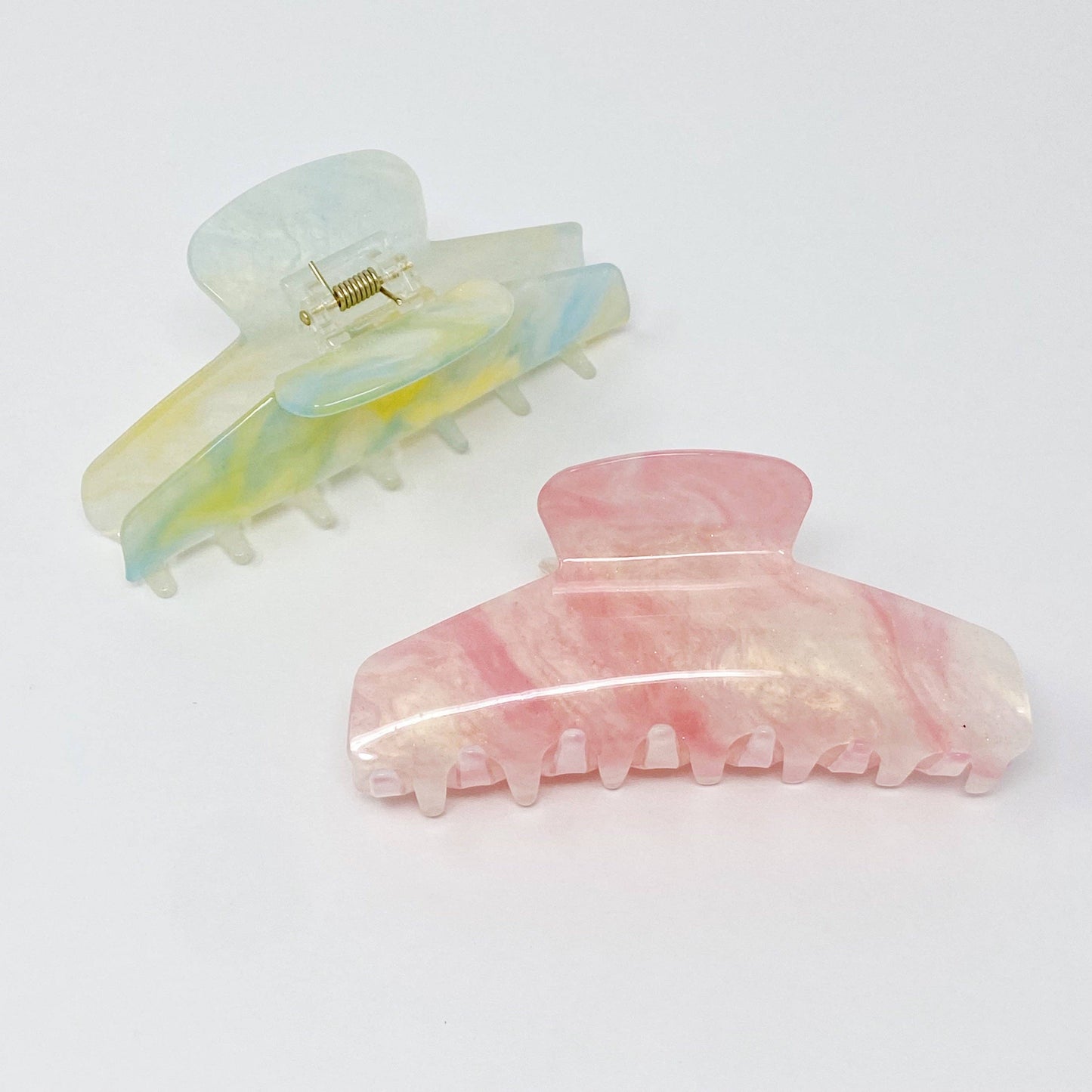 Everyday Essential Hair Claw Clip
