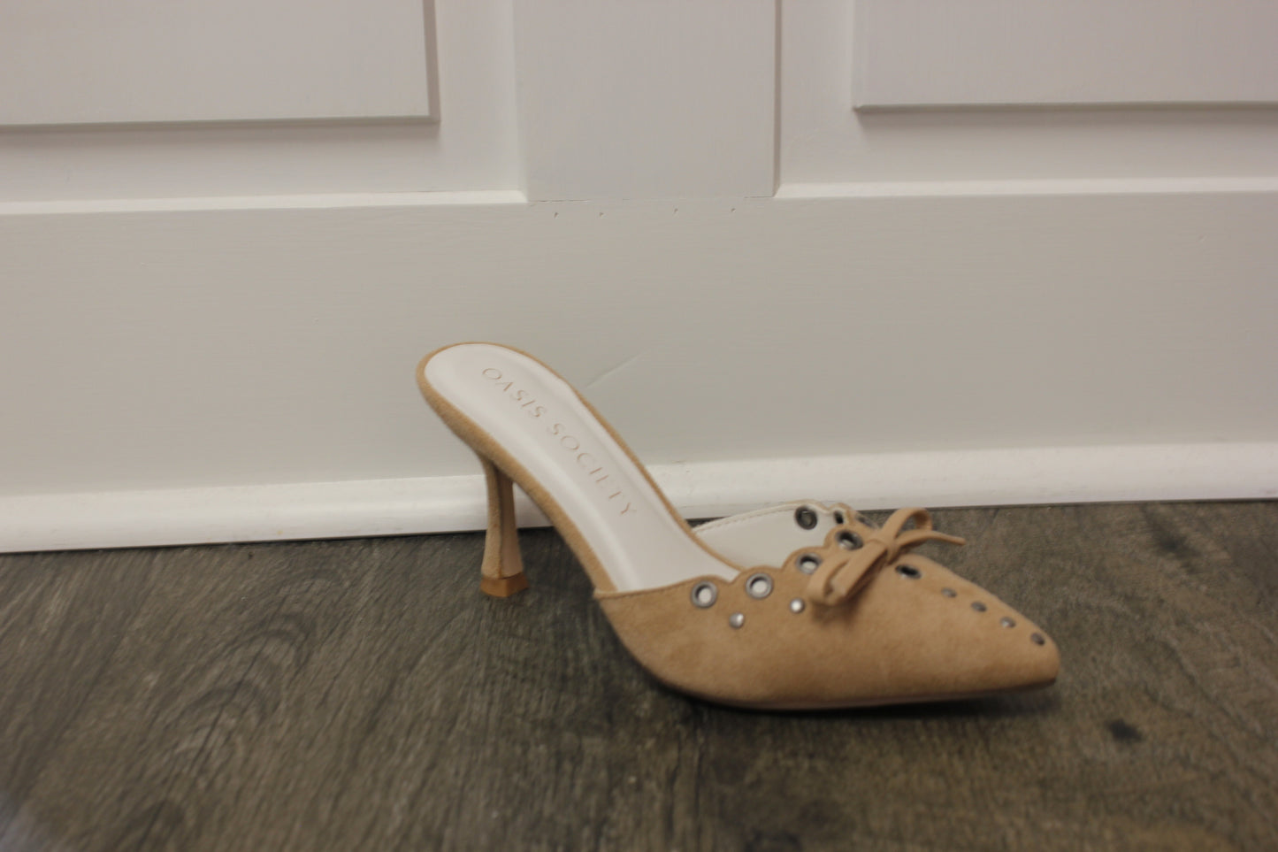 Kitten Heel