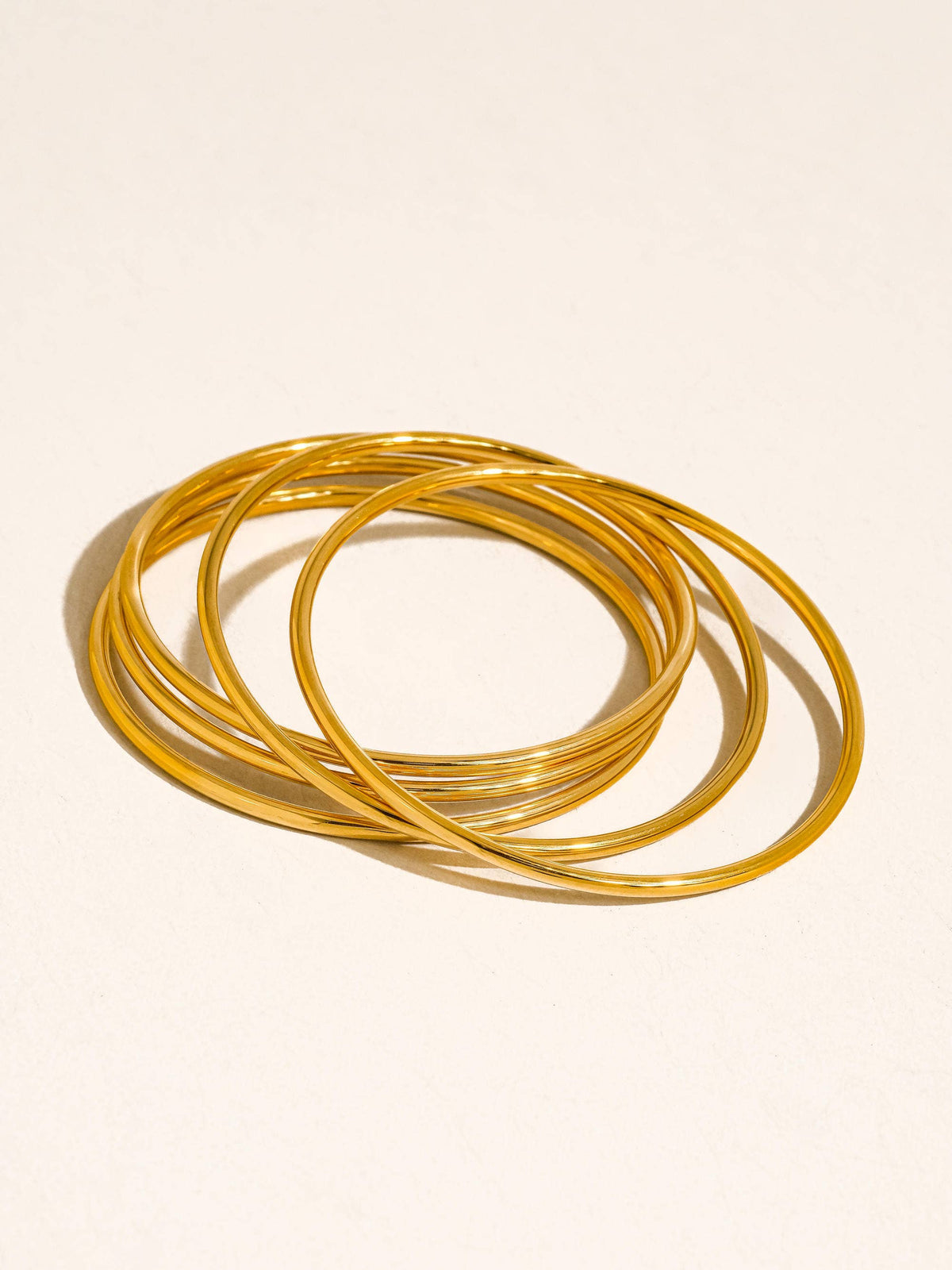 Olyss Classic Thin Bangle Set