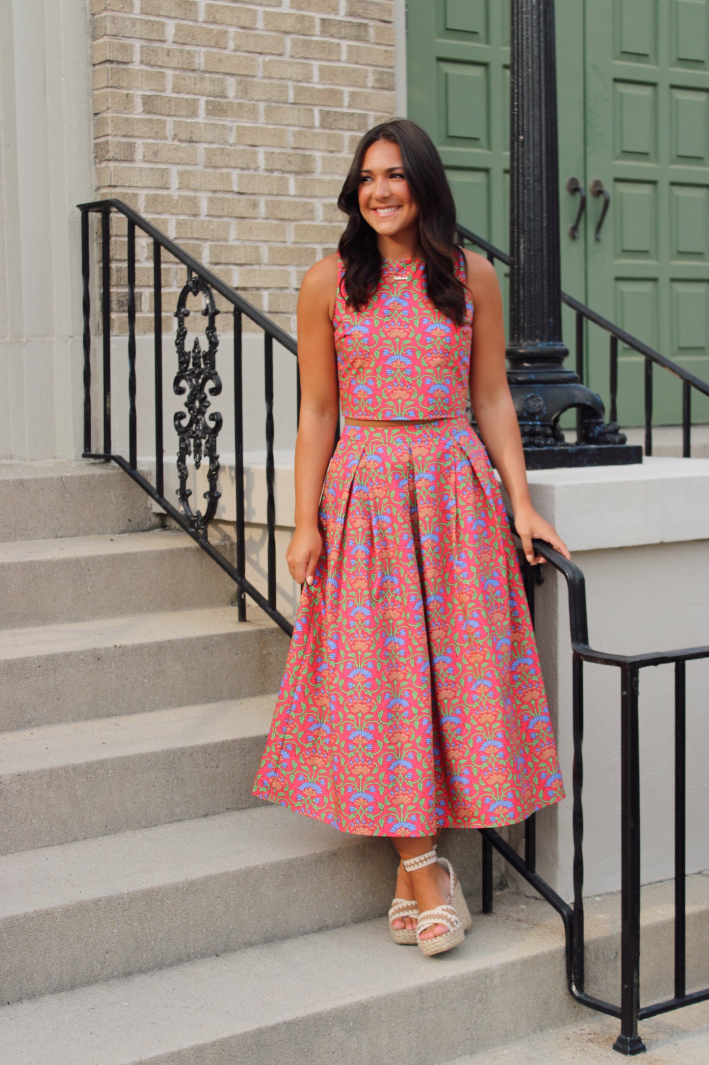 Floral Print Round Neckline Crop Top