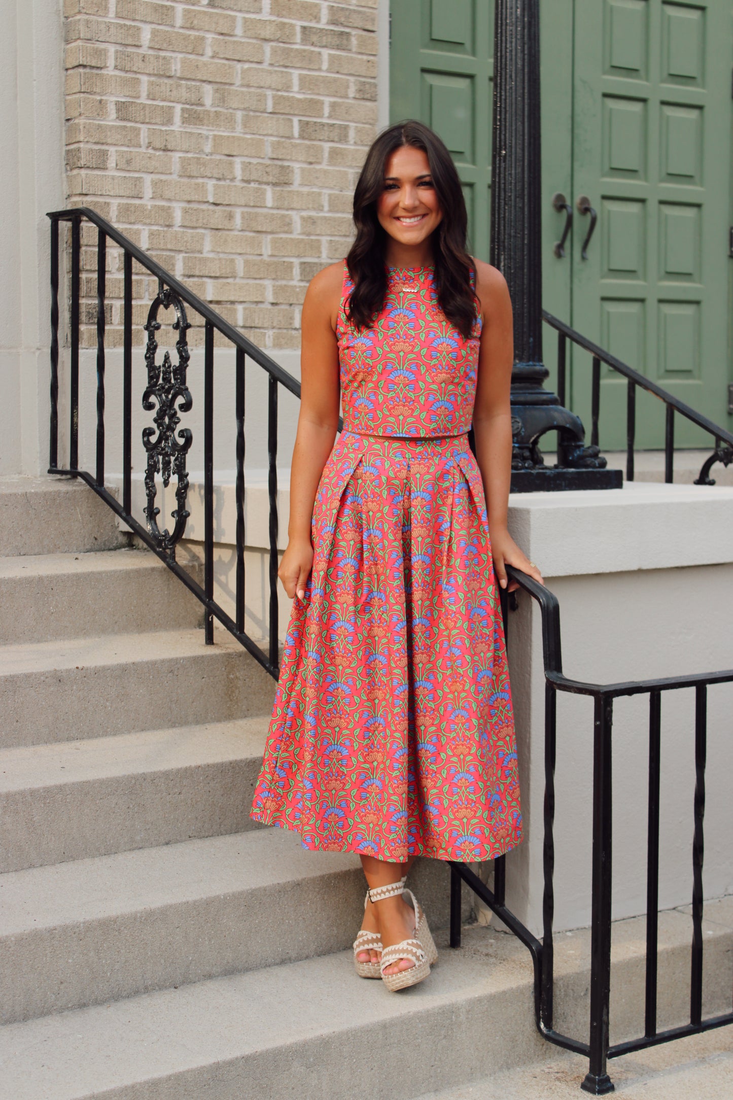 Floral Print Round Neckline Crop Top