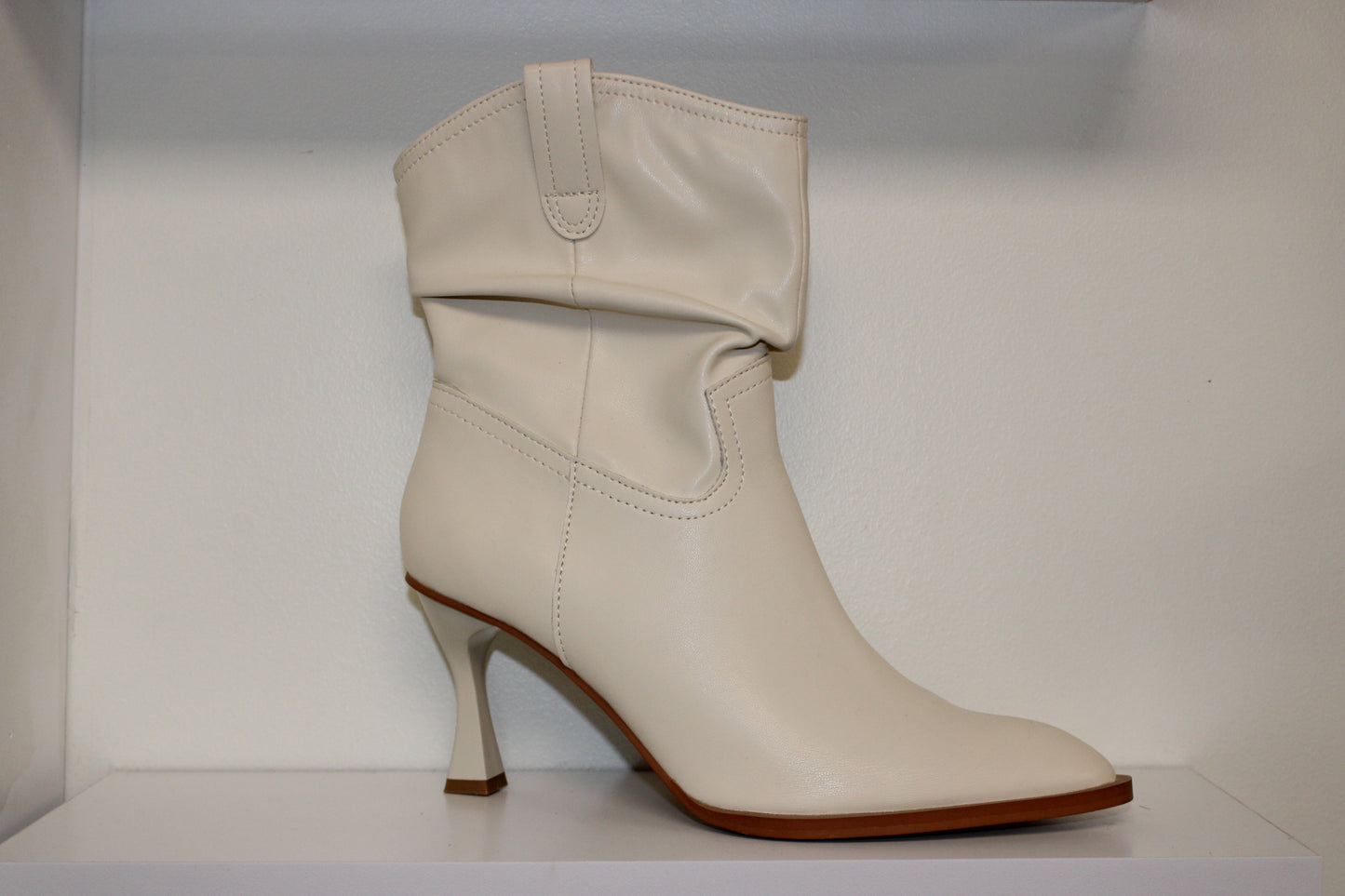 Riga Scruched Ankle Boot- White