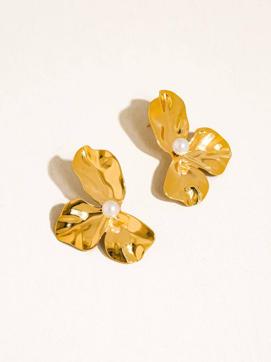 Flower Shell Pearl Earrings
