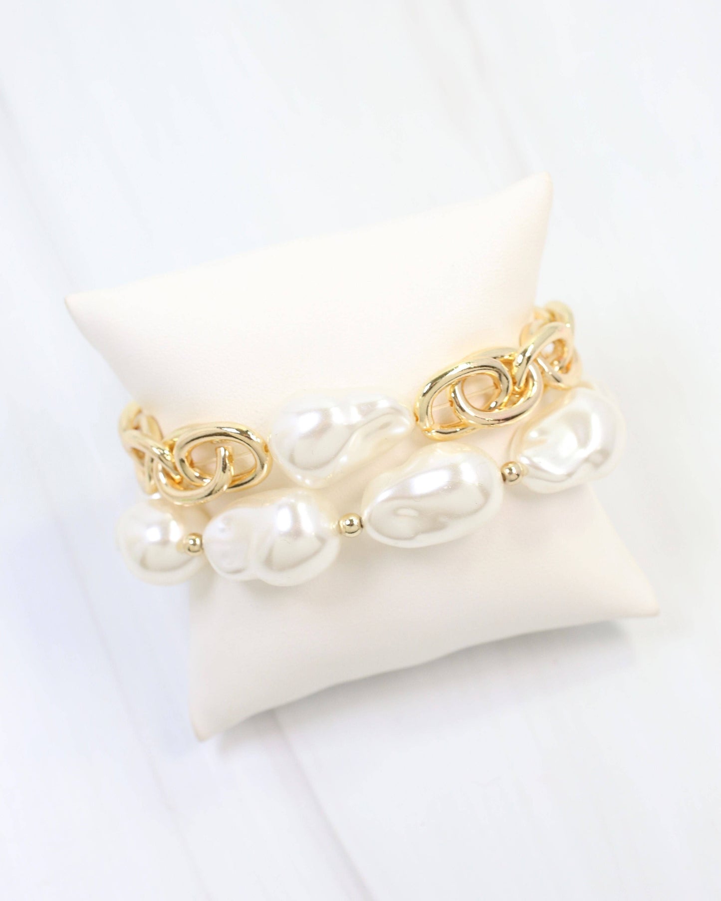 Rosey Pearl Bracelet Set